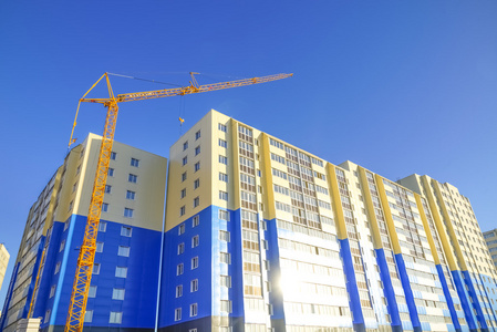 藍天下的建筑交響曲